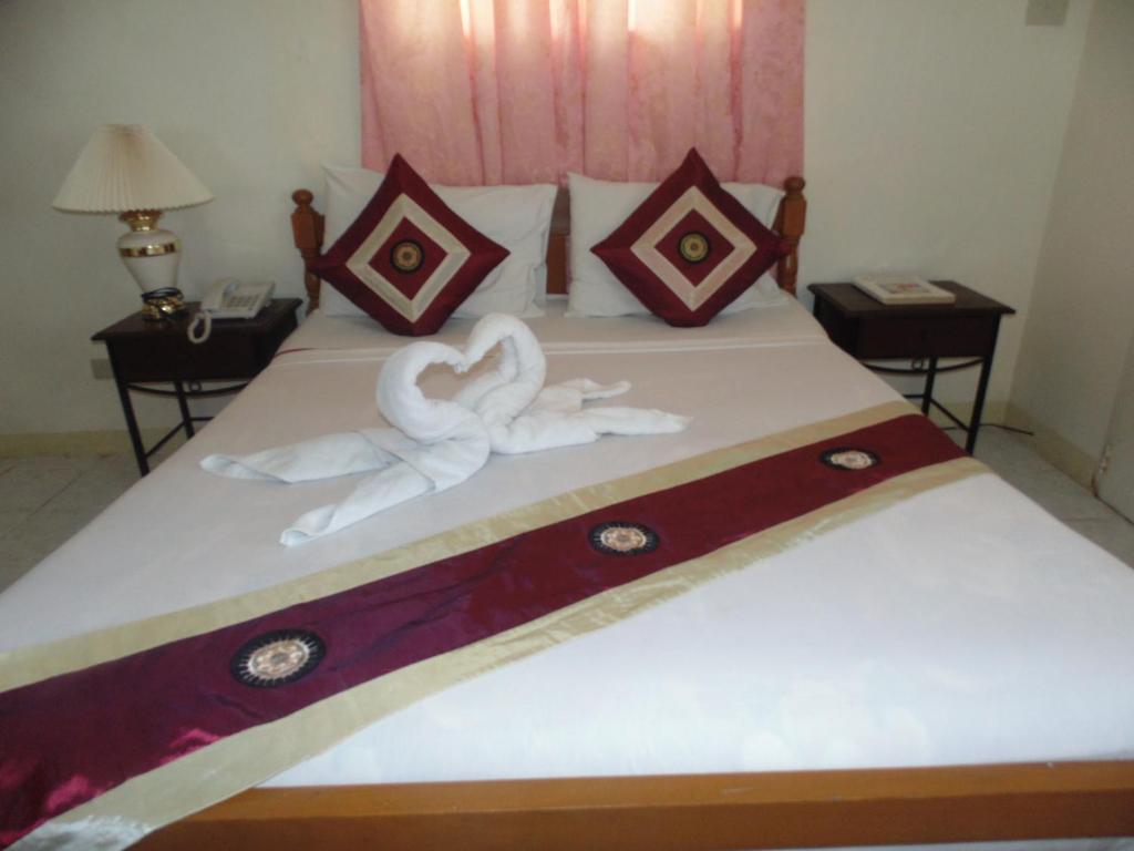 Royal Taal Inn Tagaytay City Room photo