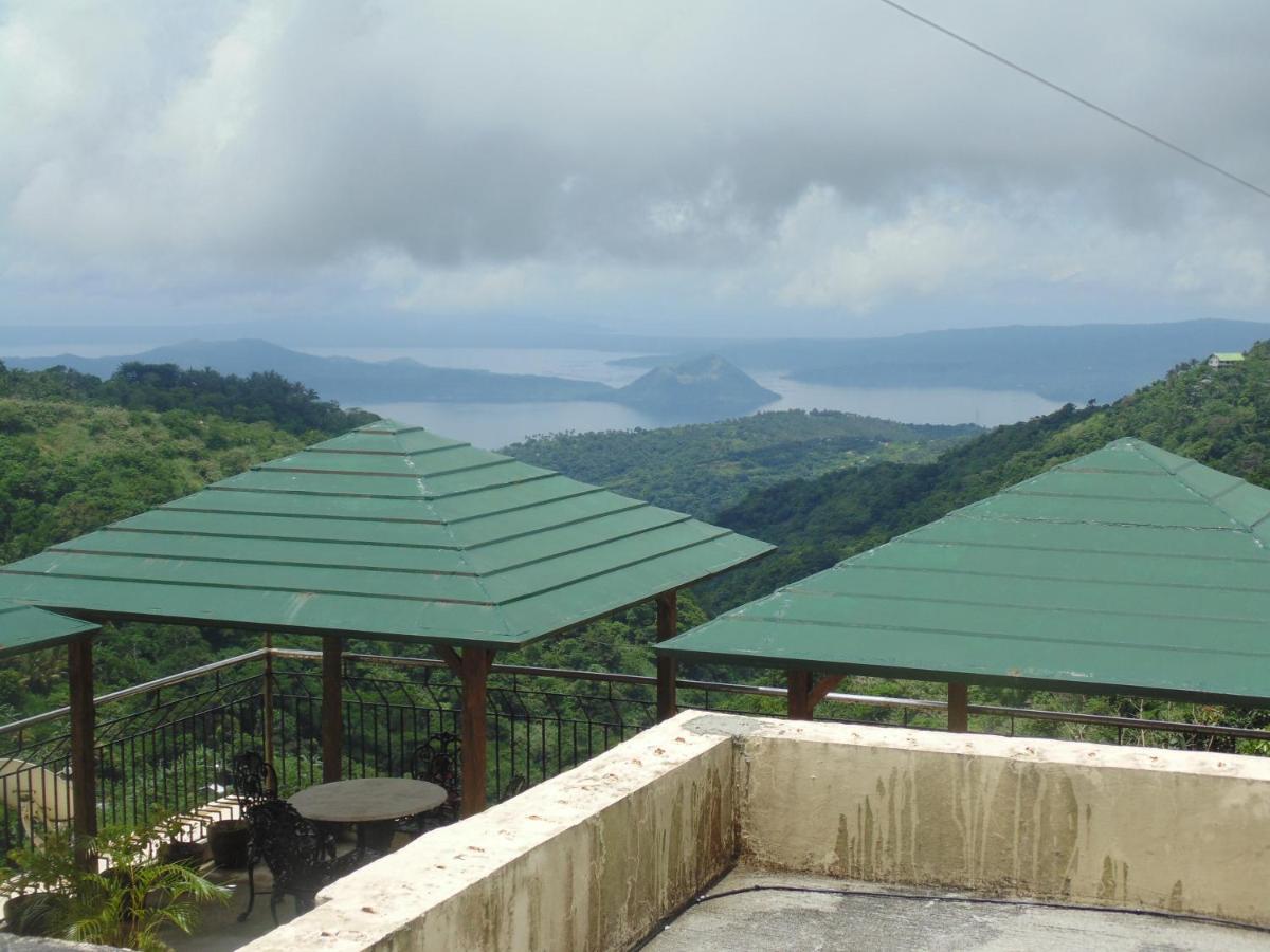 Royal Taal Inn Tagaytay City Exterior photo